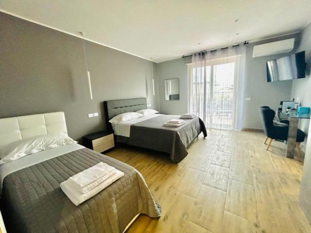 ميلاتسو Aqua B&B - Rooms And Apartments المظهر الخارجي الصورة