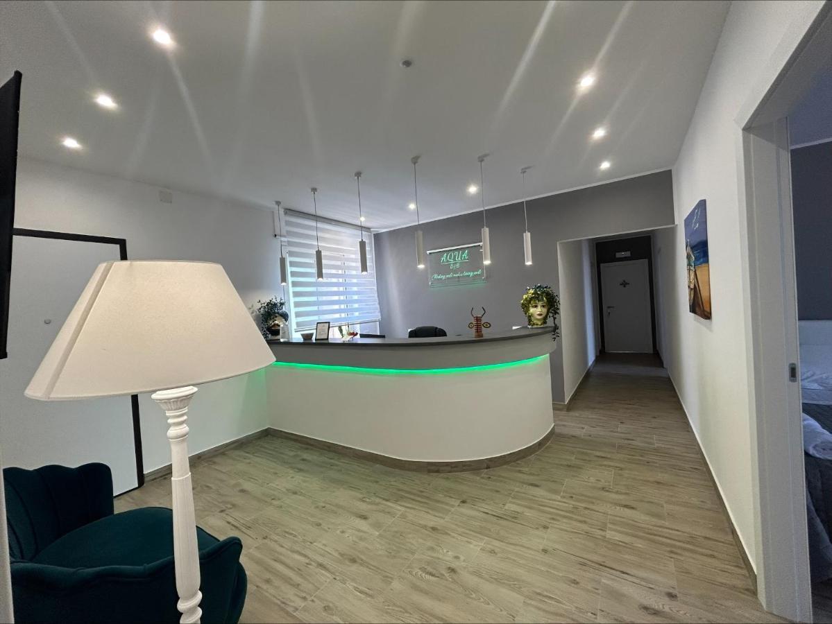 ميلاتسو Aqua B&B - Rooms And Apartments المظهر الخارجي الصورة